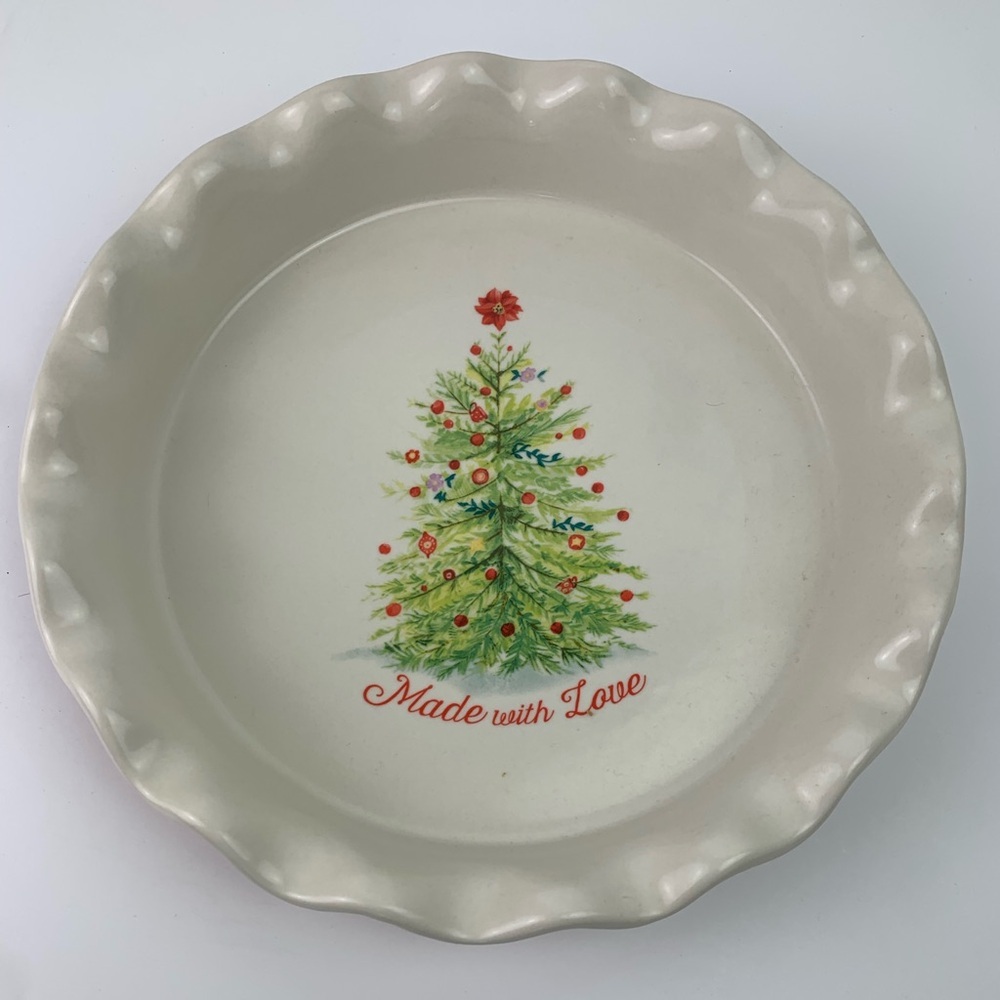 Pioneer Woman Christmas Pie Pan with Scalloped Edges Made W/ Love Christmas Tree